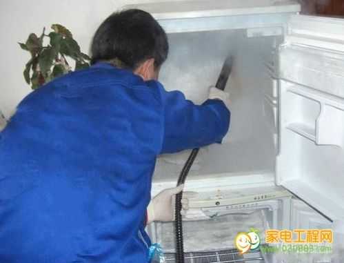 怎么清洗冰箱管路（清洗冰箱管路的方法）